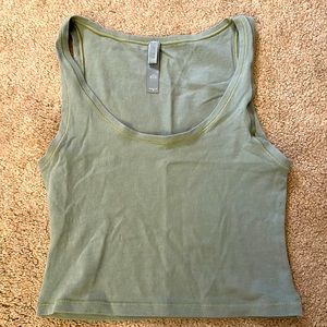 Skims cropped tank top